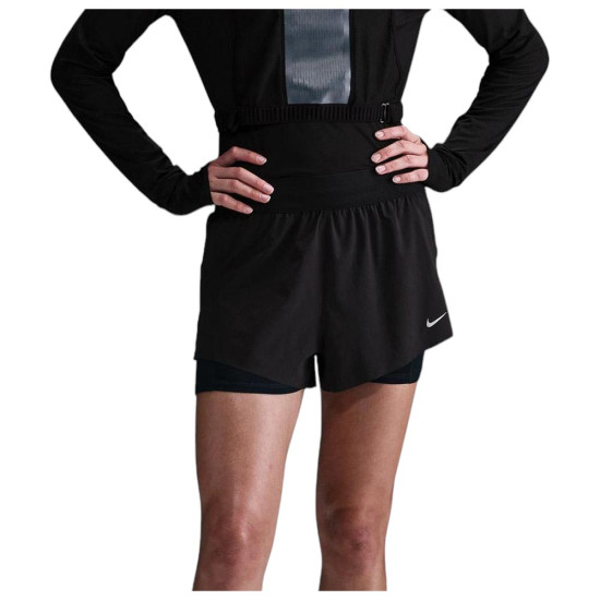 Nike Γυναικείο σορτς Swift Dri-FIT Mid-Rise 2in1 Shorts
